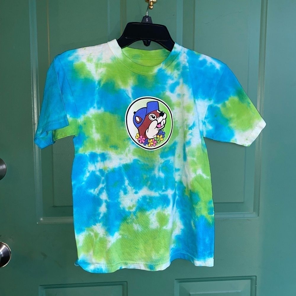Buckees youth medium shirt new unisex